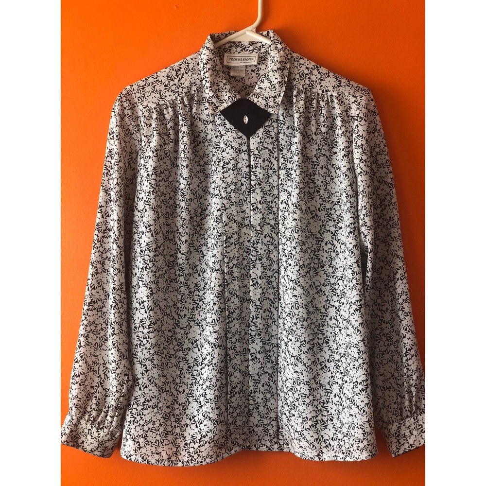 🖤 Unisex Button Down Blouse 🖤